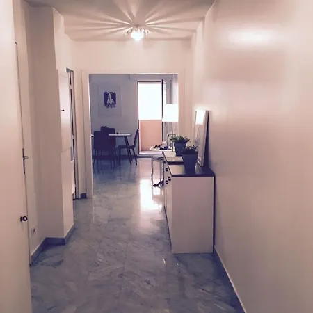 Yacht Show Apartment Beausoleil